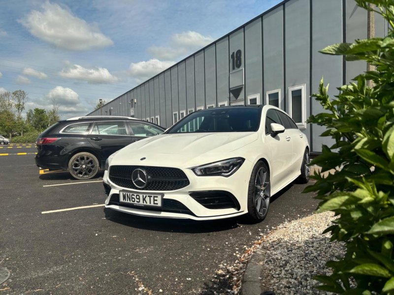 MERCEDES-BENZ CLA